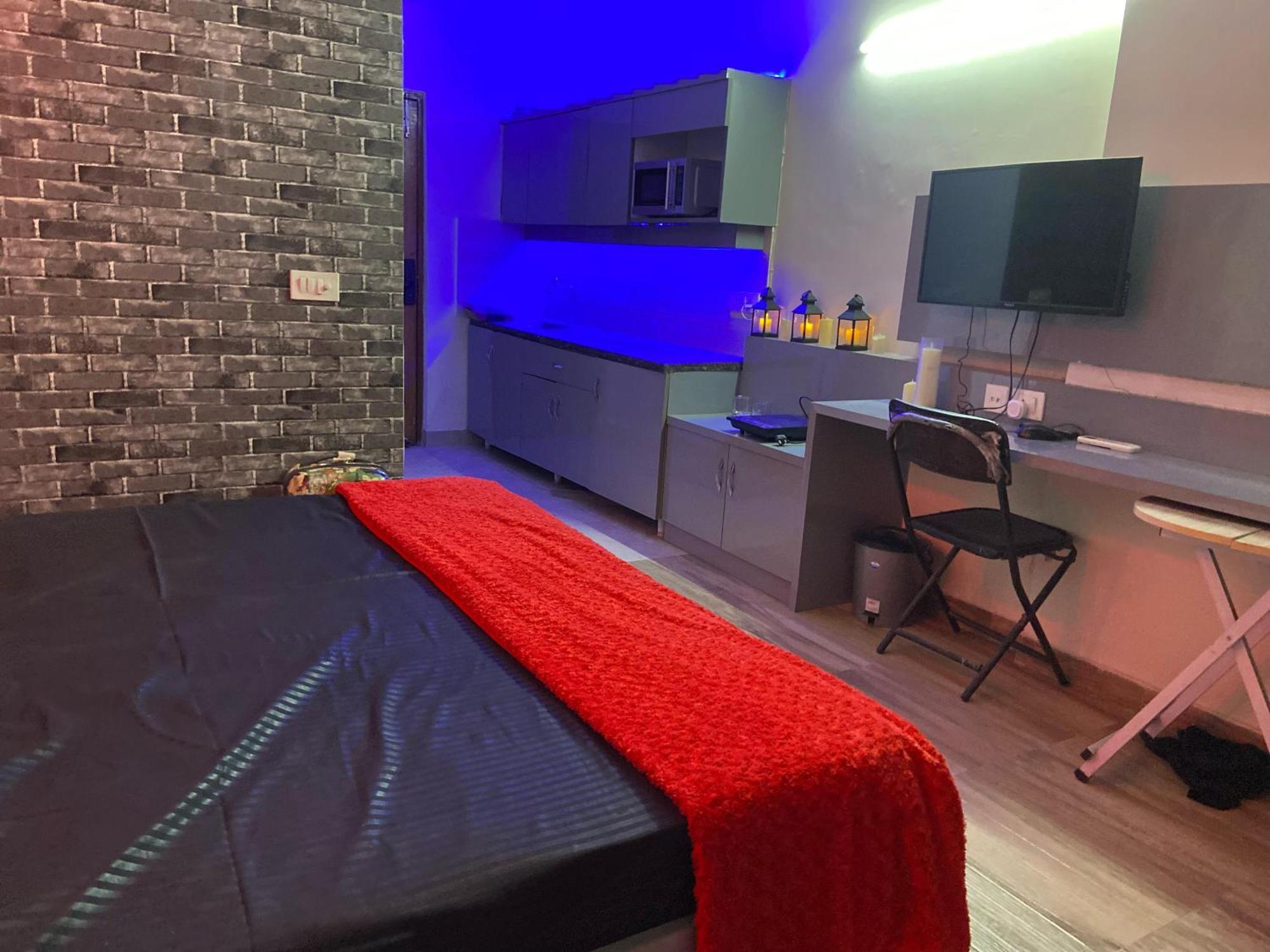Kinky Dark Rooms Greater Noida Exterior photo